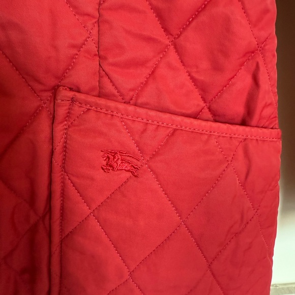 Burberry traditional red Quilted Barn Jacket - Picture 3 of 5